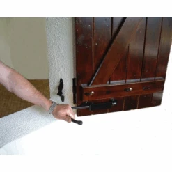 Monin Poignée De Volet BlocBoy Acier Finition Epoxy Noir 3332061524001 -Pas Cher Corner Métal Soldes Magasin imageproduct369459 1