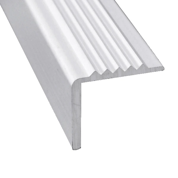 Nez De Marche Strié Anti-dérapant 1 Mètre 3 Nez De Marche Strié Anti-dérapant 1 Mètre – Image 3