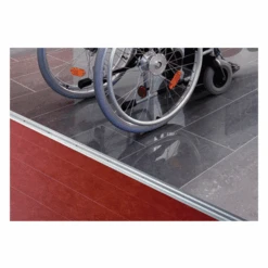 Rampe D'accès Percée Romus 2621 - Alu Incolore - Hauteur 10,5 à 15 Mm Largeur 80 Mm Longueur 2,7 M -Pas Cher Corner Métal Soldes Magasin rampe2